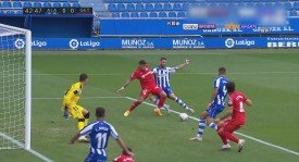 西甲联赛焦点对决：奥萨苏纳起伏不定对埃尔切稳扎稳打