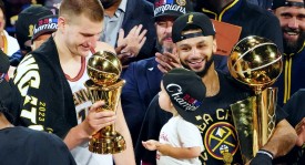 为助湖人抢维金斯拼了？美媒建议八方大交易：涉及25人9个选秀权